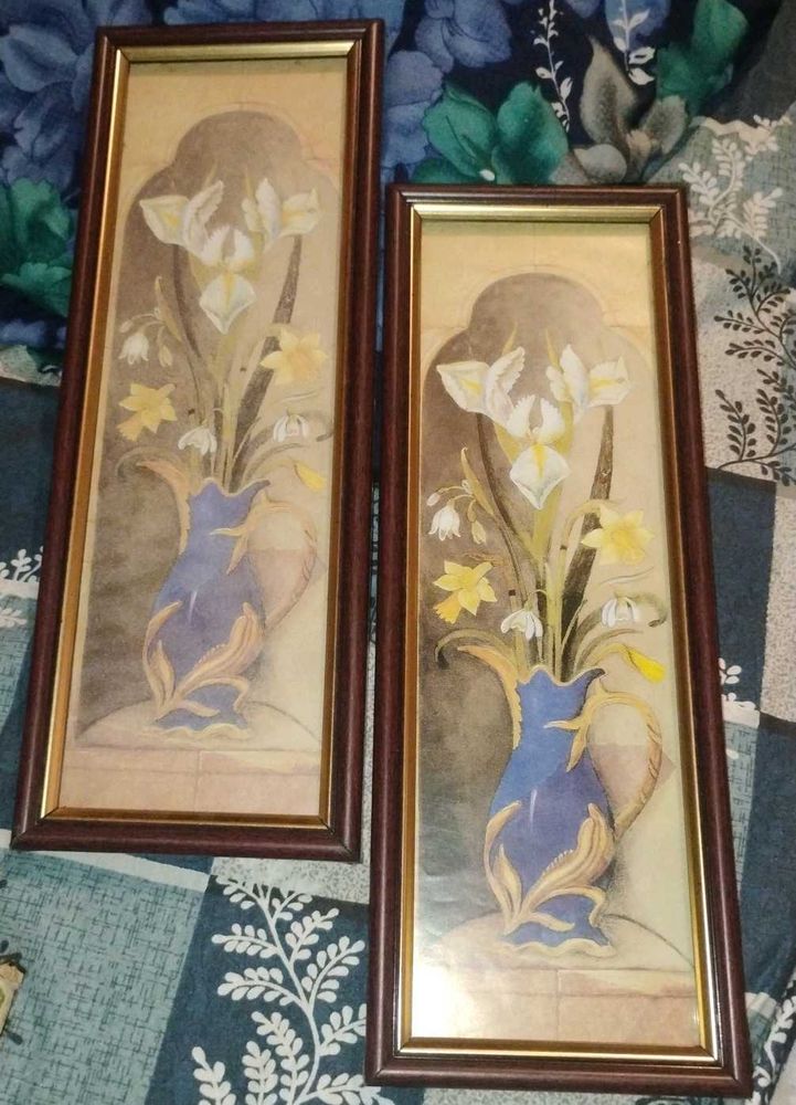 Set of 2 Framed Floral Paintings