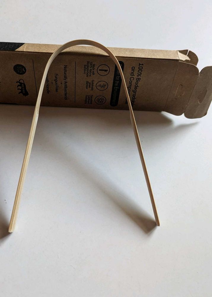 Biodegradable Bamboo Tongue Scraper