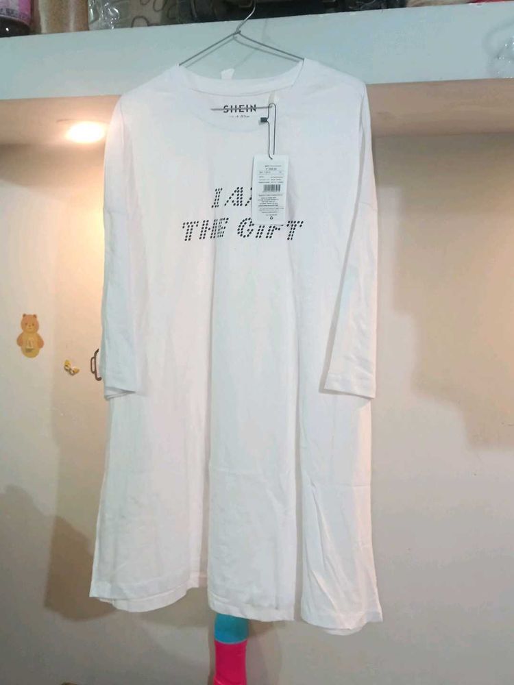 SHEIN White Graphic Print T-Shirt Dress