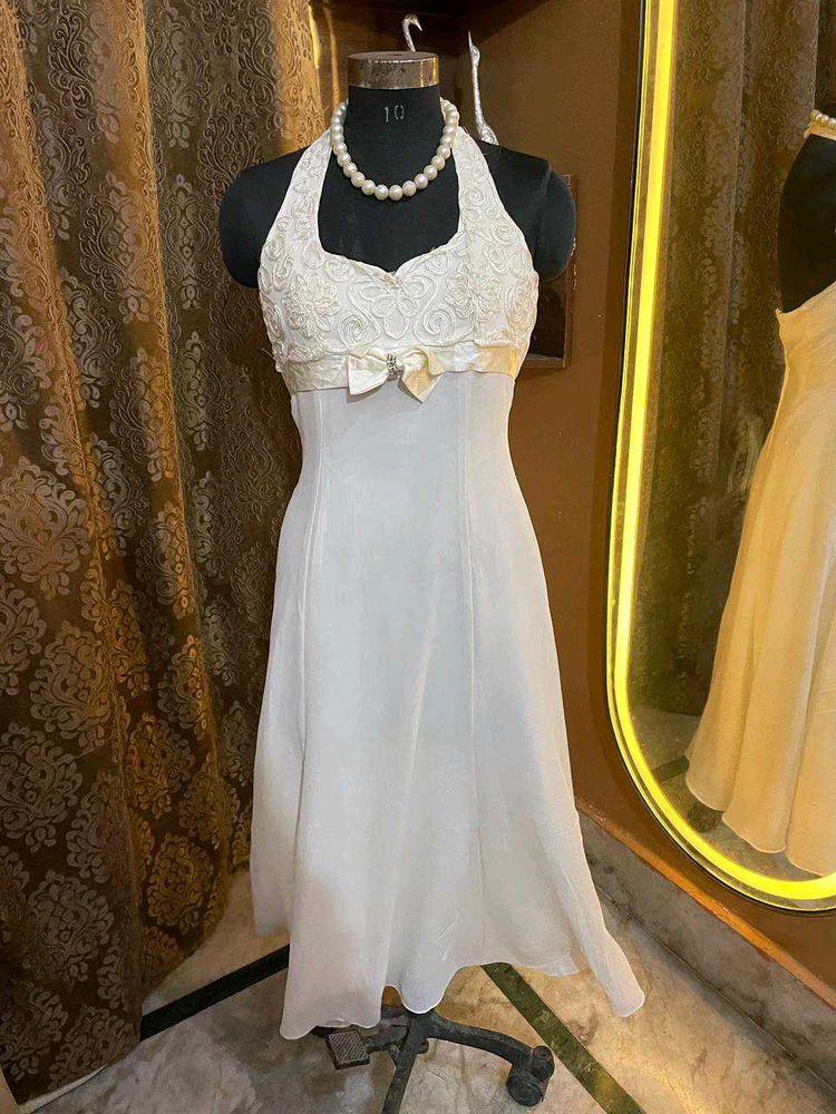 Elegant White Halter Neck Midi Dress