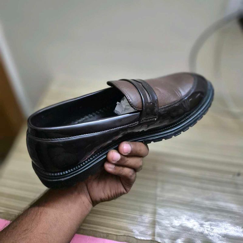 Men's Classic Brown Leather Loafers