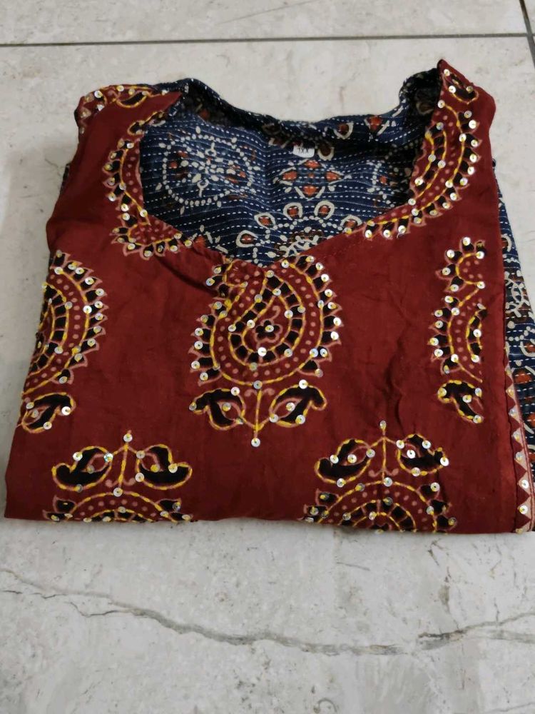 Ajrakh kurti