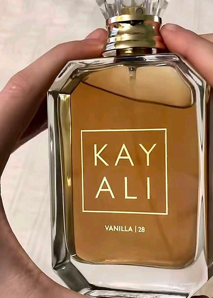 Kayali Vanilla 28-  10ml sample
