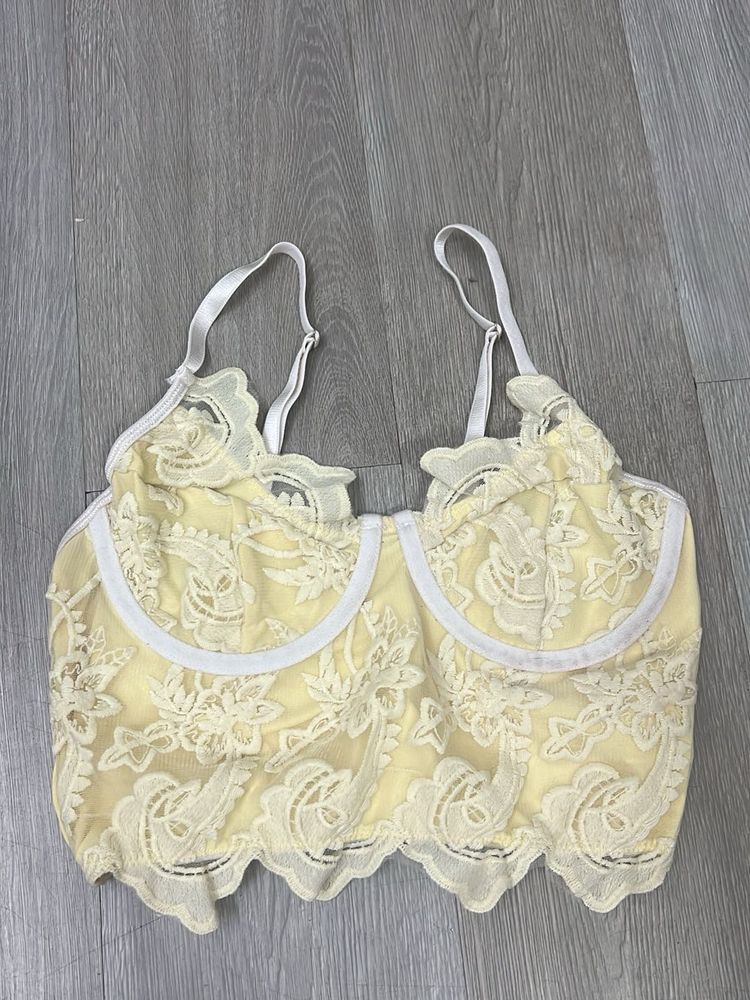 Delicate Lace Bralette Corset Top ⭐️🌻