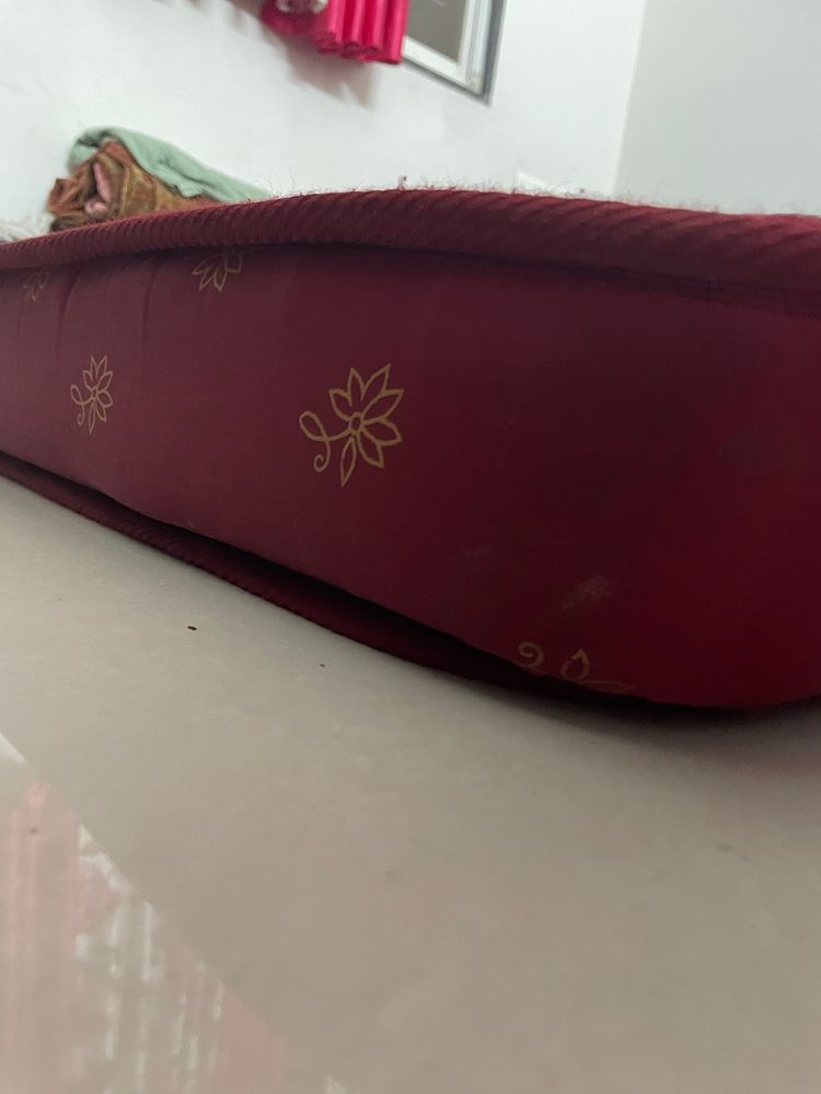 Godrej Mattress In Good Condition. It’s Foam.