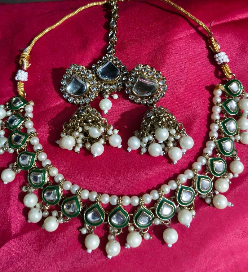 Elegant Pearl &amp; Kundan Necklace Set