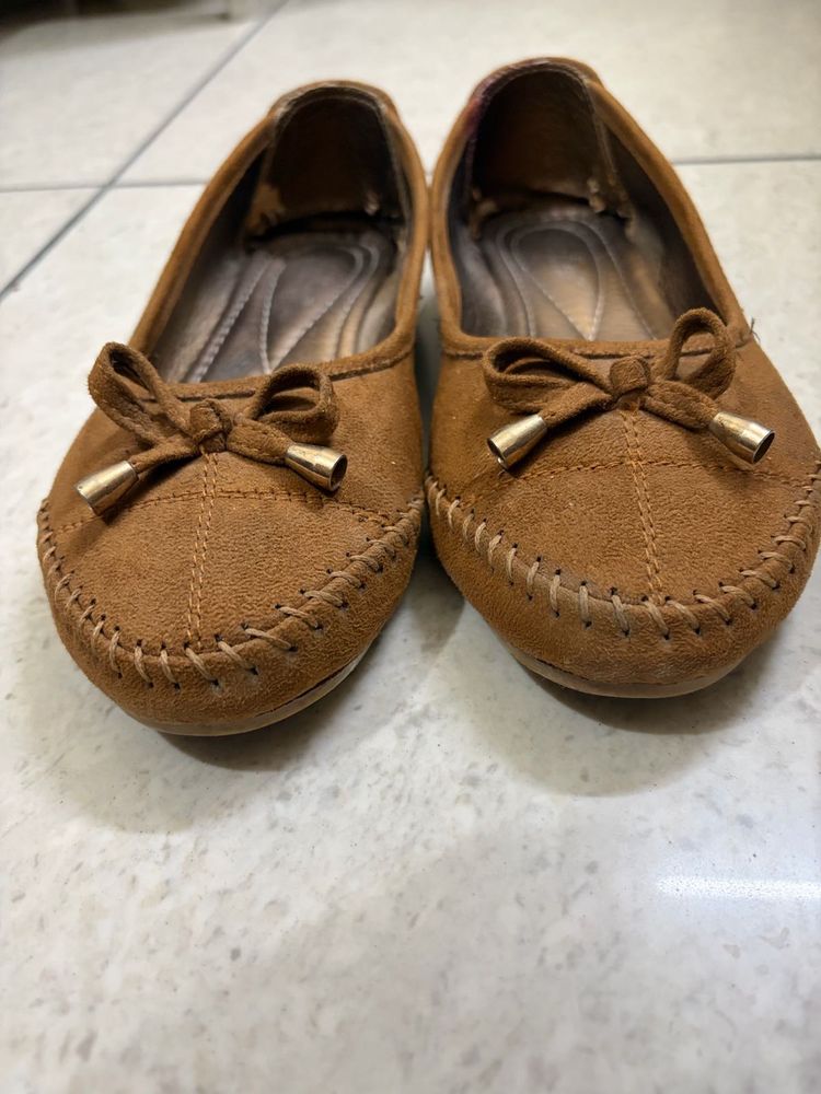 Cute Brown Ballet Flats