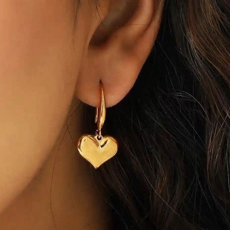 Gold Heart Dangle Earrings Anti-tarnish