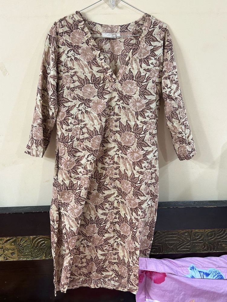 Beautiful Floral Print Kurta