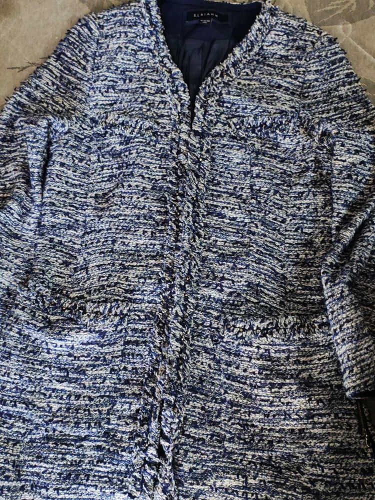 Elegant Elviros Blue Tweed Jacket