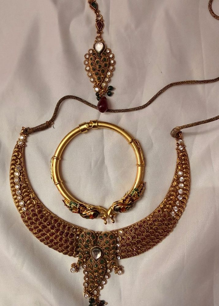 Exquisite Indian Bridal Jewelry Set