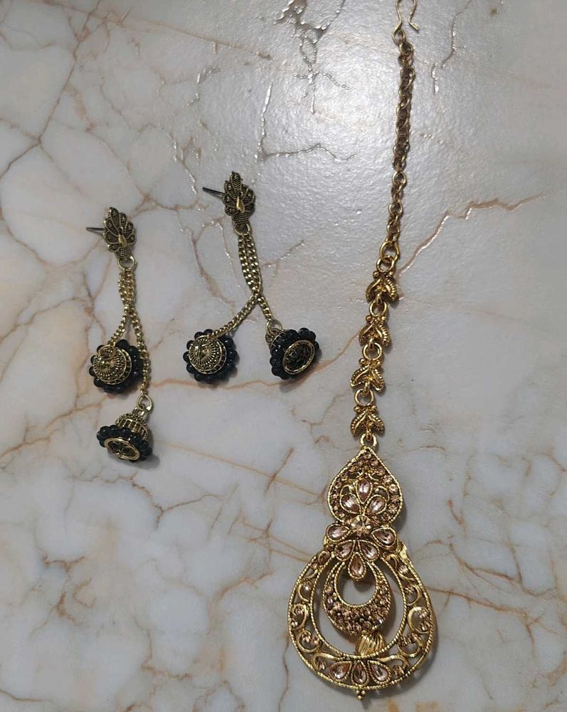 Elegant Gold Maangtika with Stones and earrings