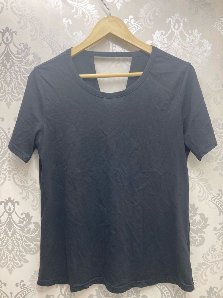 Black Back Cutout T-Shirt