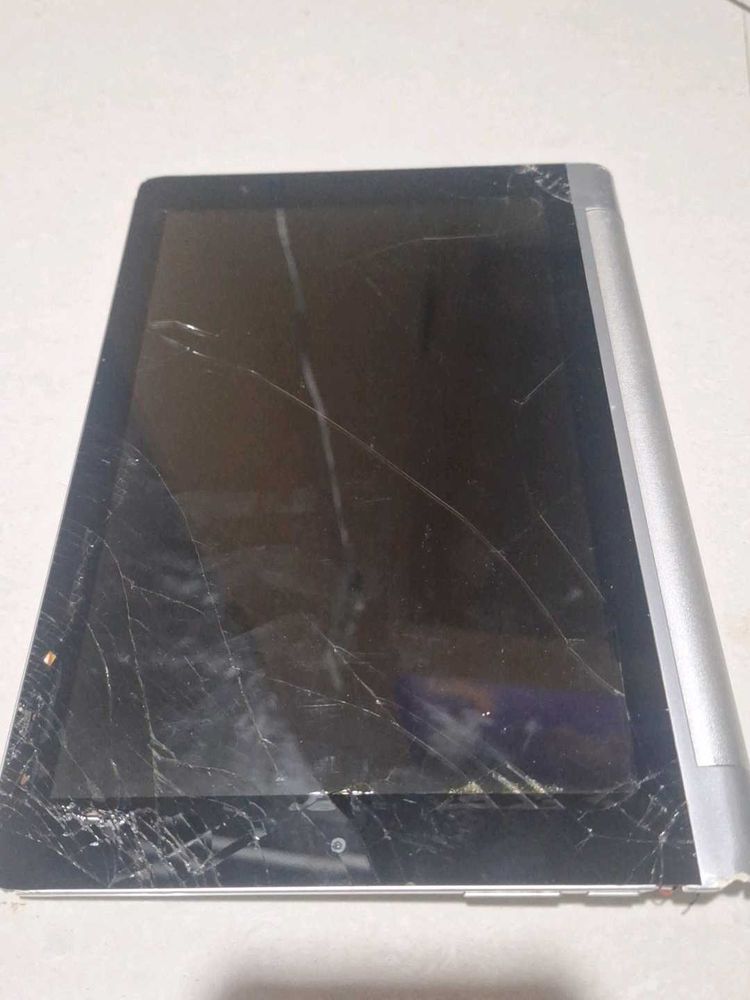 Cracked Screen Tablet (Not working condition )