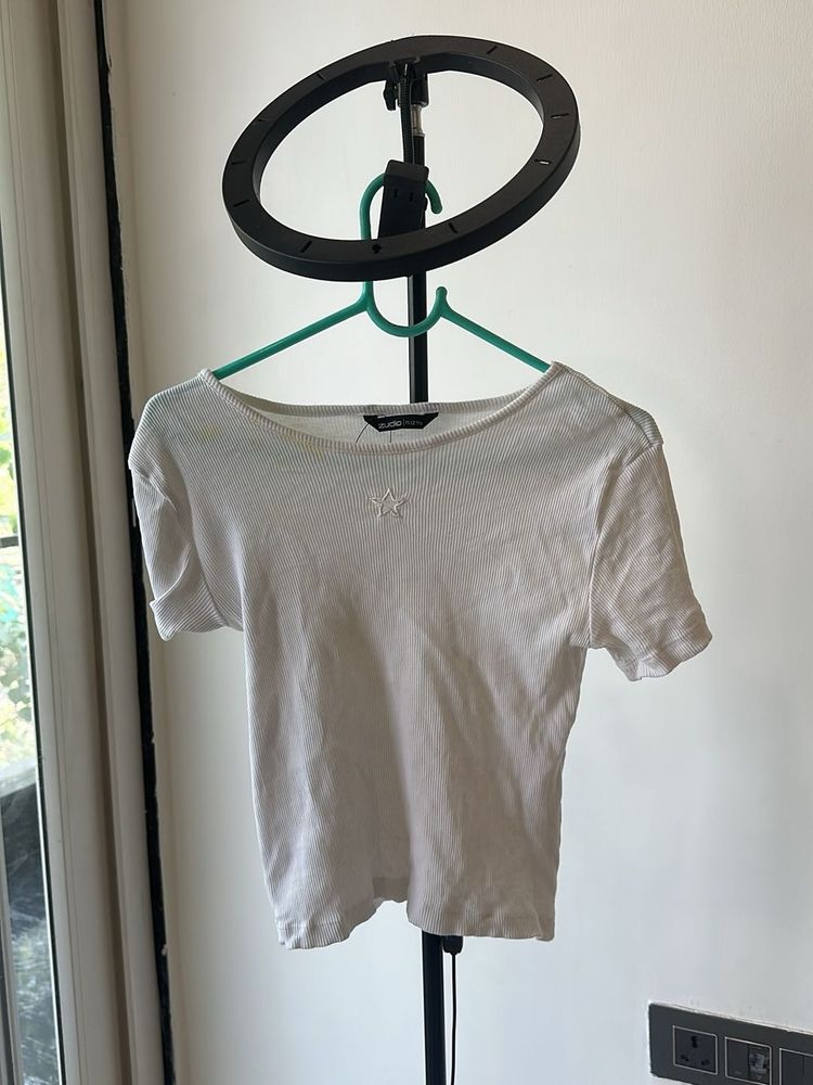 White Ribbed Cropped T-Shirt with Star Detail