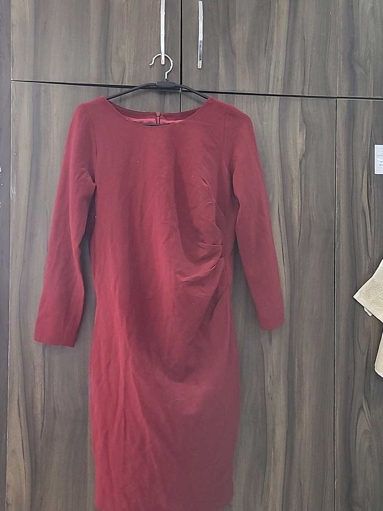 Elegant Maroon Long Sleeve Dress