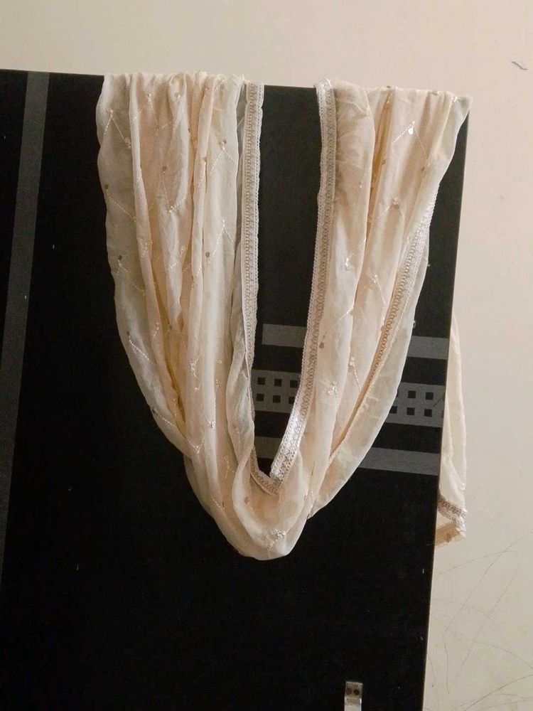 Embellished Cream Dupatta
