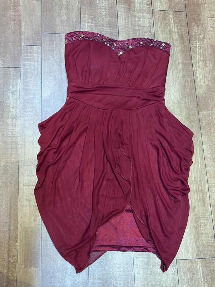 Elegant Strapless Burgundy Party Dress