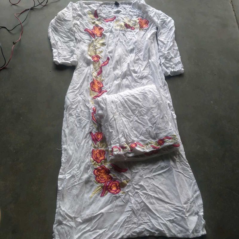 Embroidered White Kurta Set