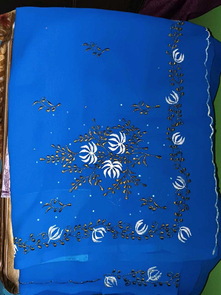 Vibrant Blue Saree with White &amp; Gold Floral Print