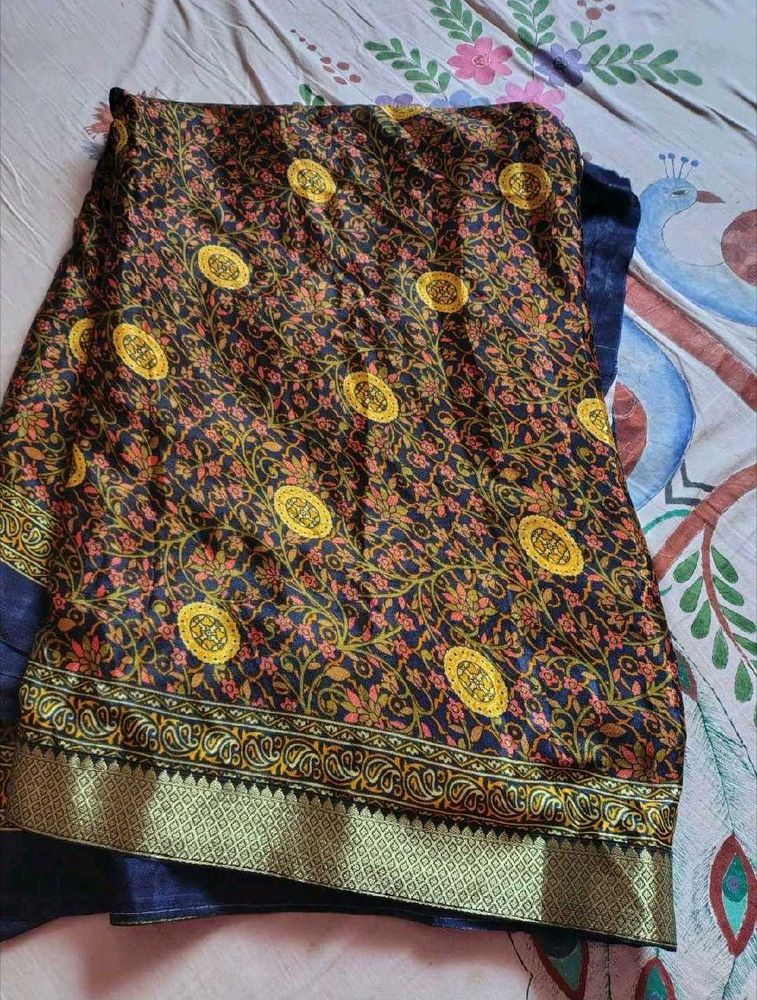 Elegant Printed Silk Saree with blouse pc