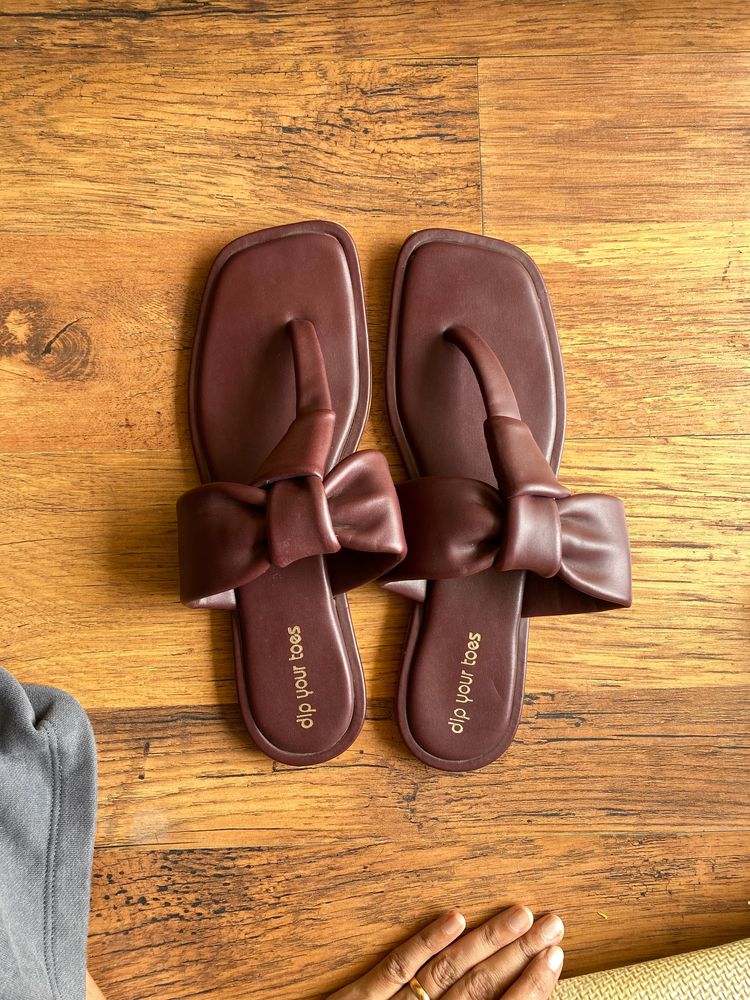 Maroon Flats From Dip Your Toes