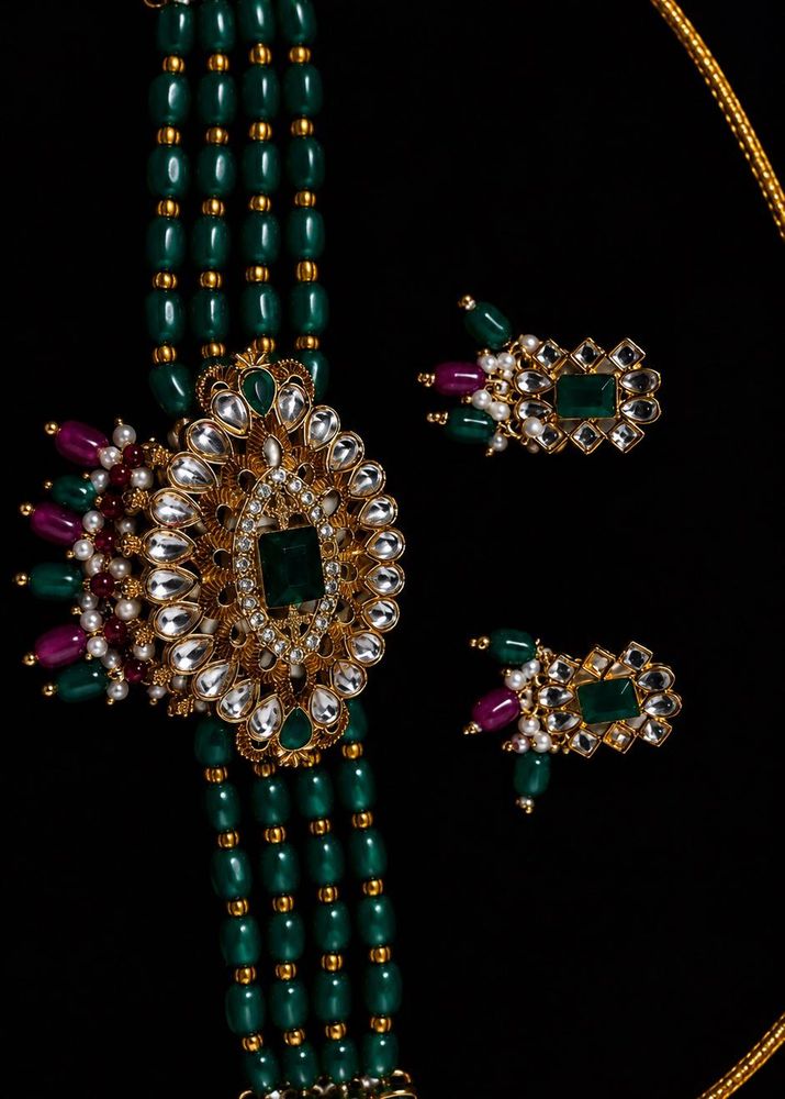 Elegant Emerald &amp; Gold Necklace Set