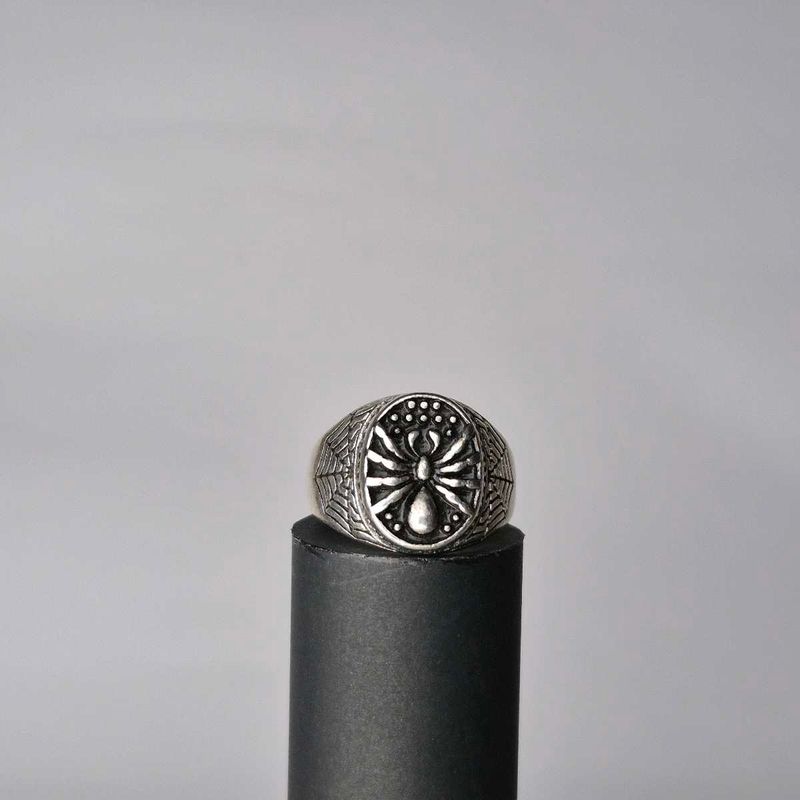 Spider Ring