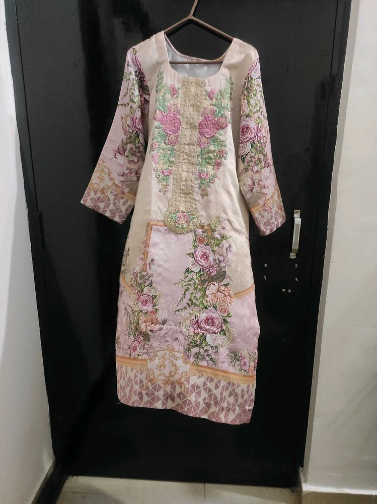 Beautiful Floral Print Kurta