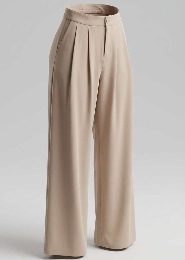 Wide Leg Pleated Trousers