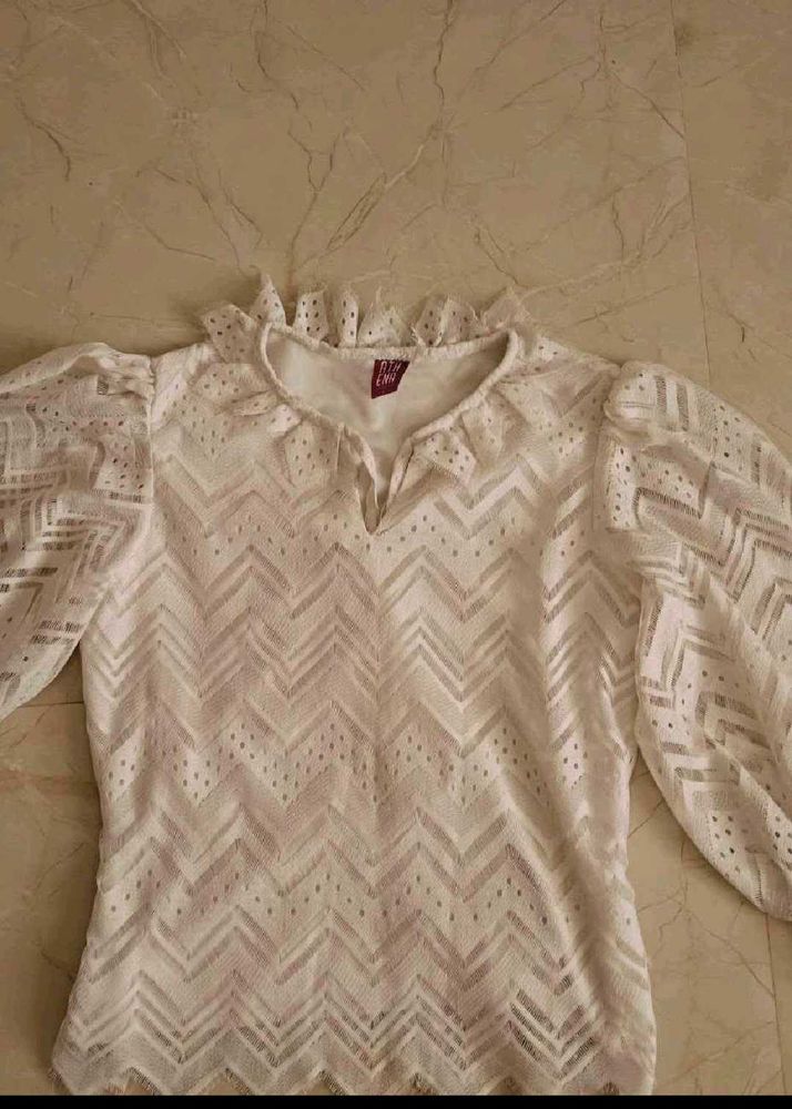 Chic Lace Puff Sleeve Top