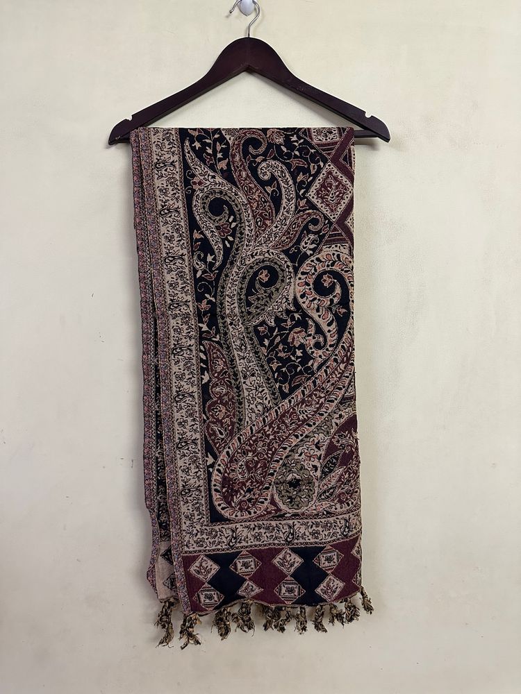 Beautiful Kashmiri Print Shawl On Sale!!