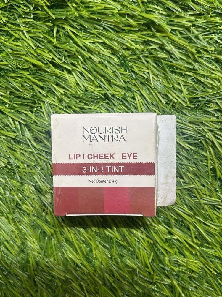 Nourish Mantra 3-in-1 Tint