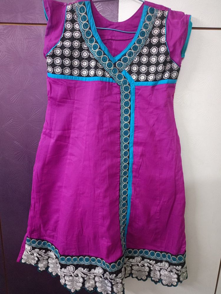 Beautiful Embroidered Kurta