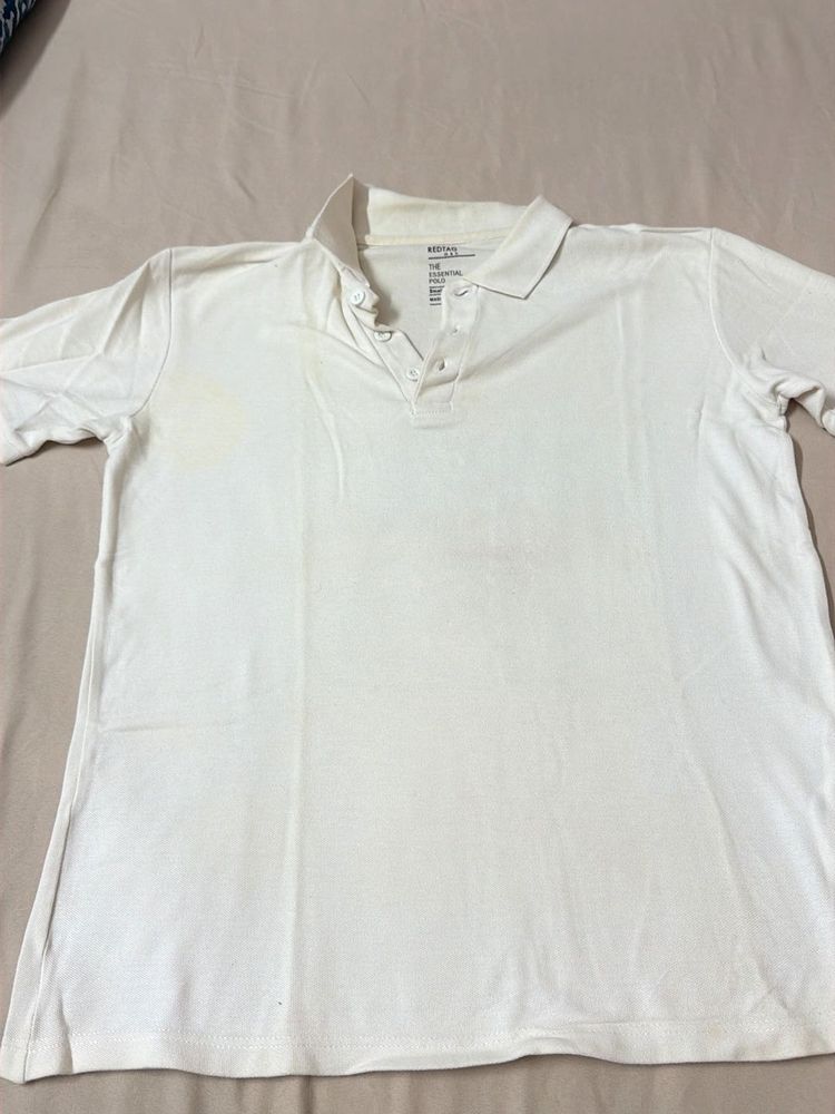 white t-shirt