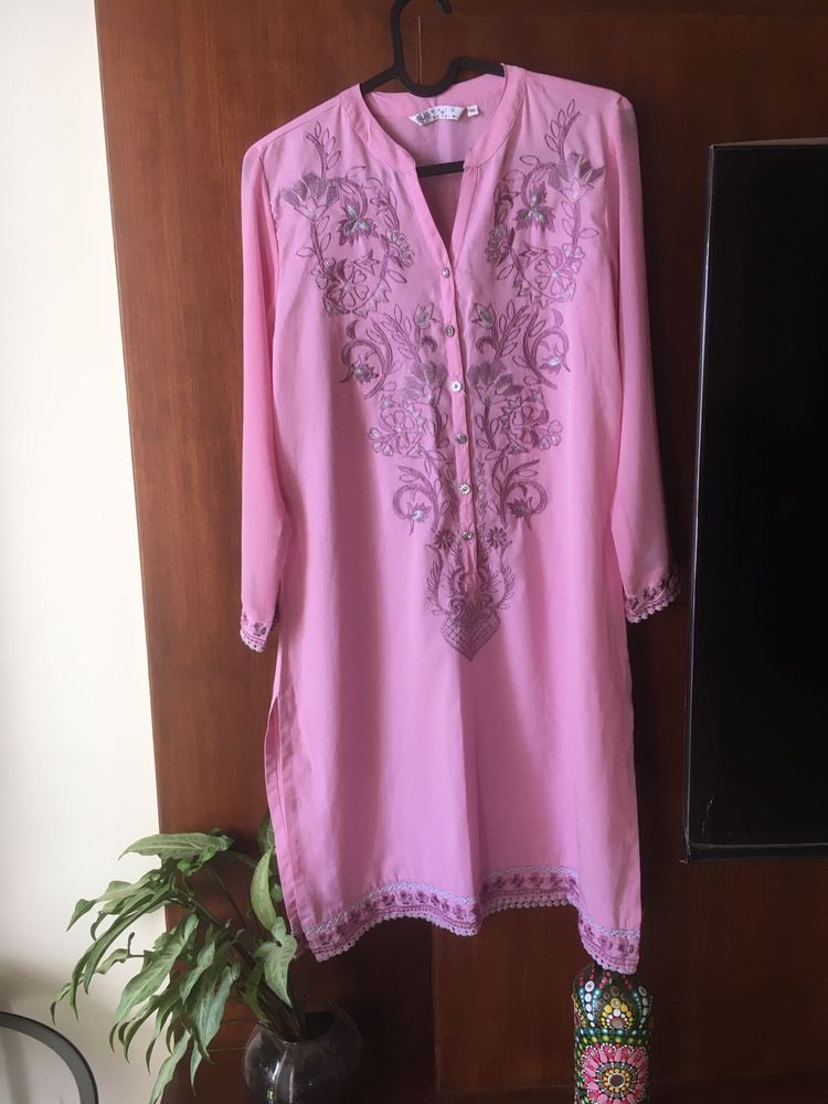 Thread Embroidery Kurti