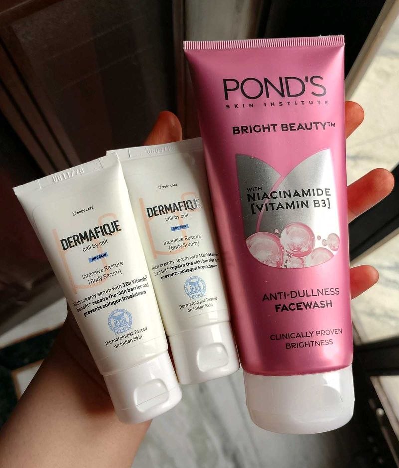 Pond's Facewash+ Dermafique Serums