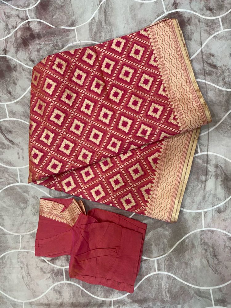 Elegant saree for festival