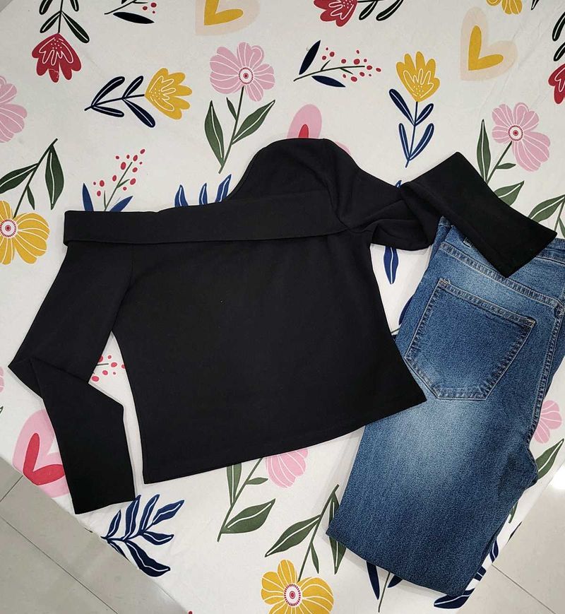 Off-Shoulder Top