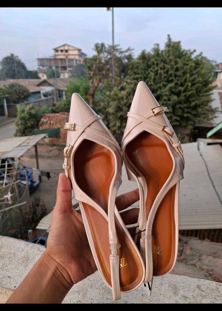 zara heel