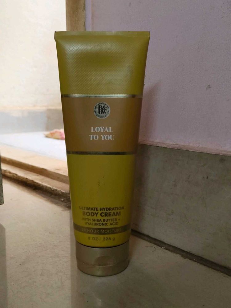 ULTRA Hydration Moisturizer ~ BATH &amp; BODY WORK