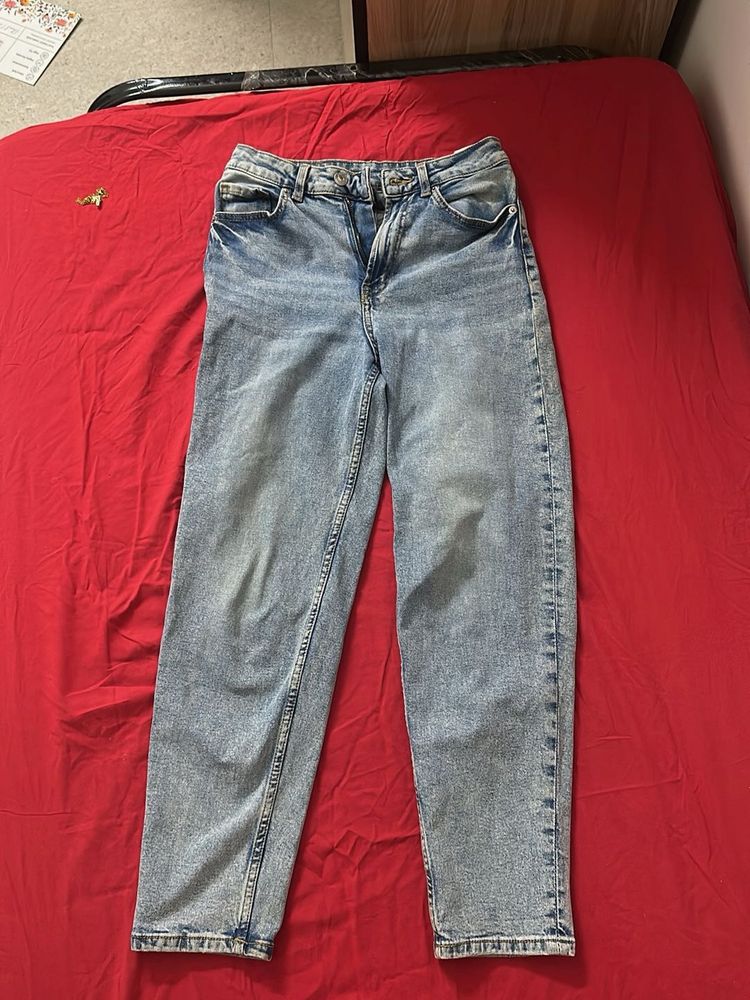 Light Wash Mom Jeans