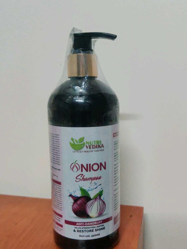Nutri Vedika Onion Shampoo
