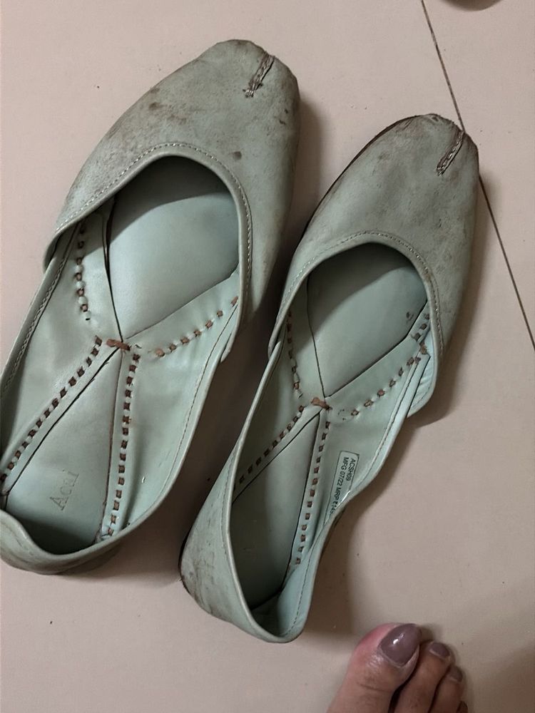 Light Blue Juttis/Mojaris