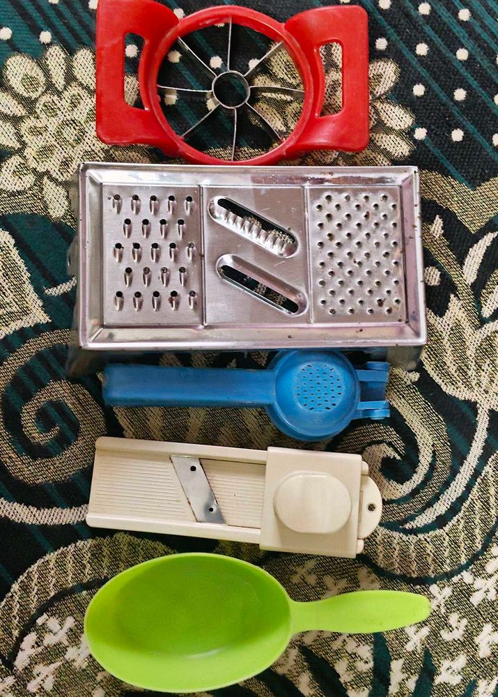 Kitchen Gadget Set