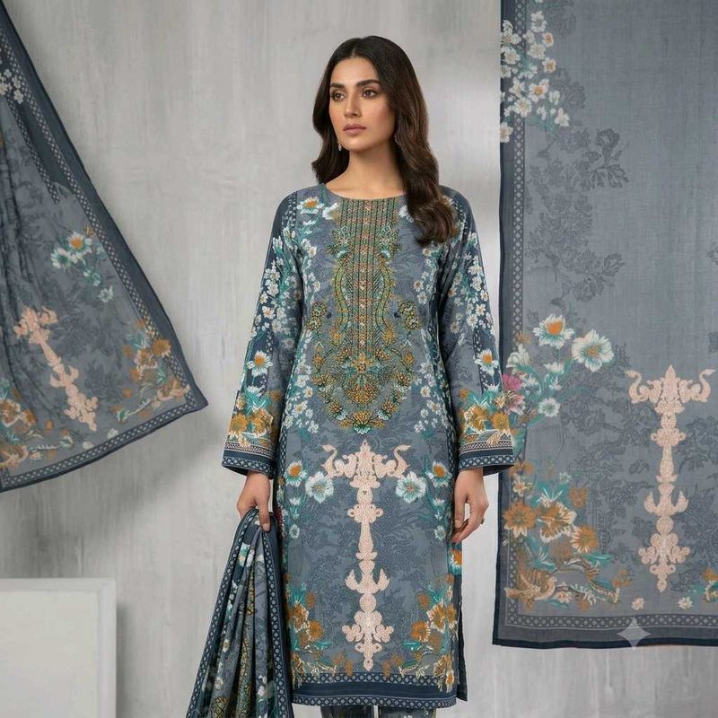 Elegant Floral Print Kurta Set