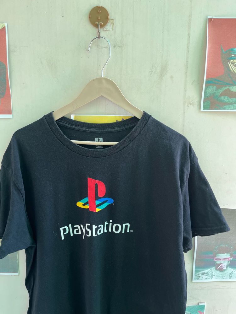 Official Playstation tshirt (T557)