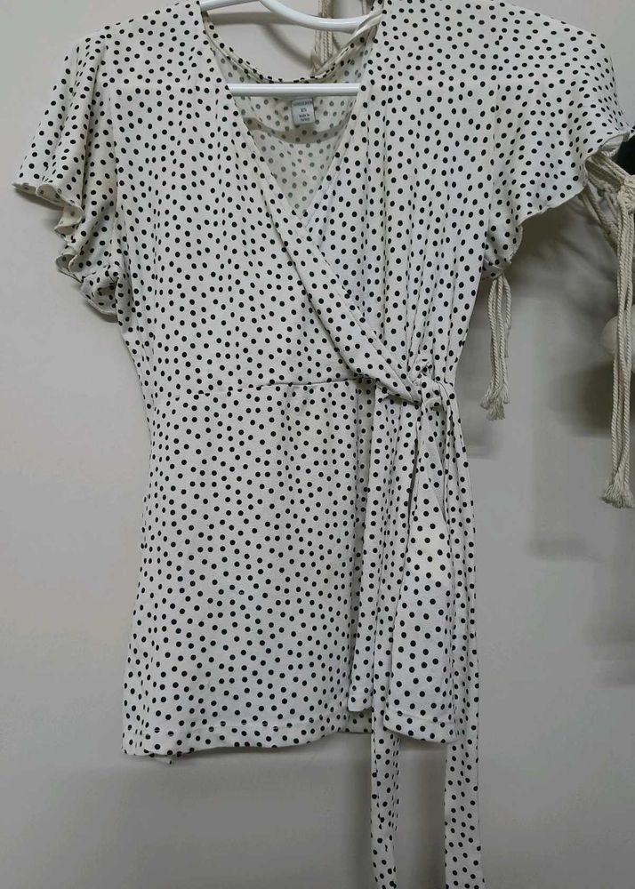 Chic Polka Dot Wrap top