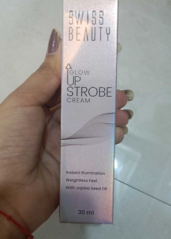 Swiss Beauty Glow Up Strobe Cream