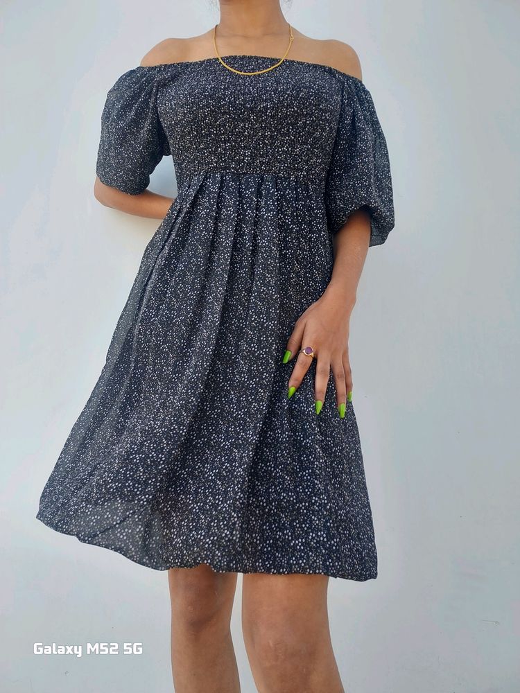 Women A-line Black Printed Dress